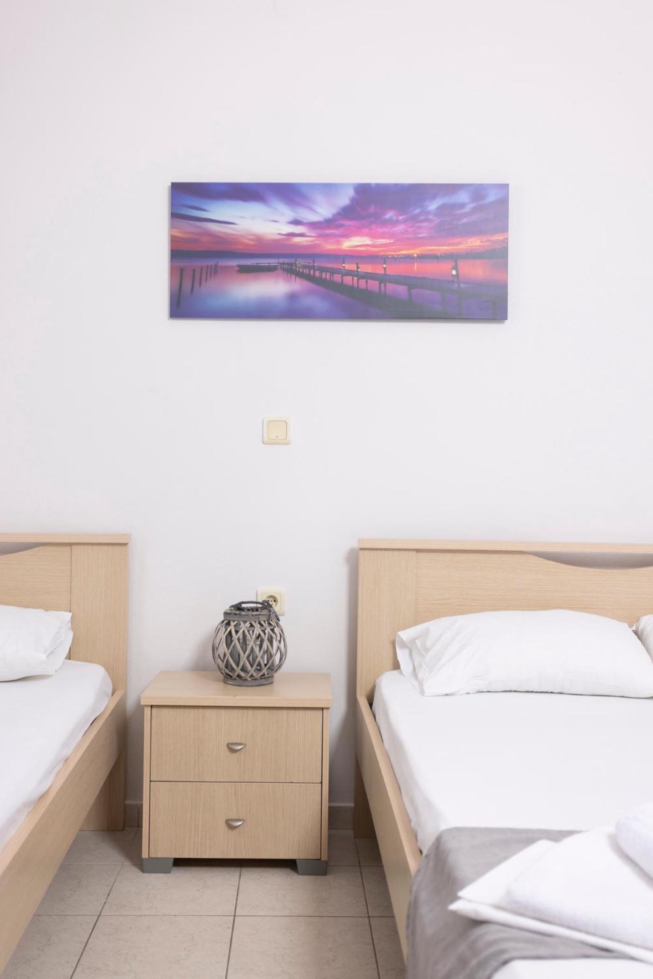 Ice Hot Rooms 佩科霍里 外观 照片